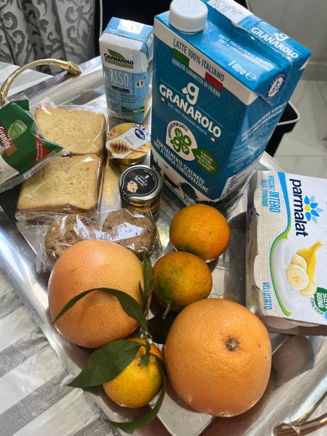 Appartamento La Casa Di Margi Napoli Esterno foto
